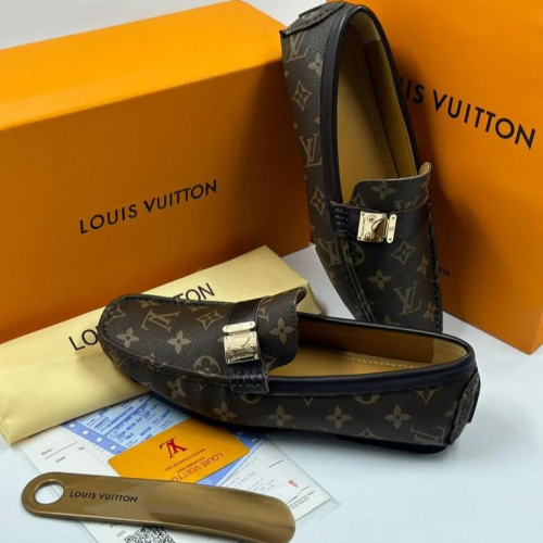 حذاء لويس فيتون LV