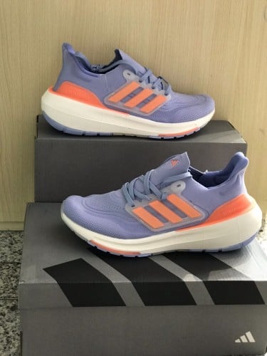 كاجوال اديداس adidas Ultraboost