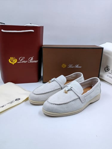 حذاء لورو بيانا Loro Piana
