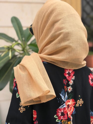 طرحة قطن لون بيج