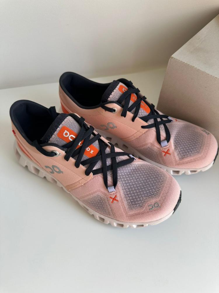 أون رننق نسائي 36-36.5 | Cloud X 3 Shift Rose/Sand