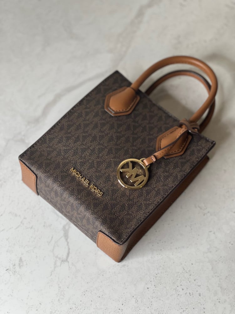 مايكل كورس | Mercer Extra-Small Logo and Leather Crossbody Bag