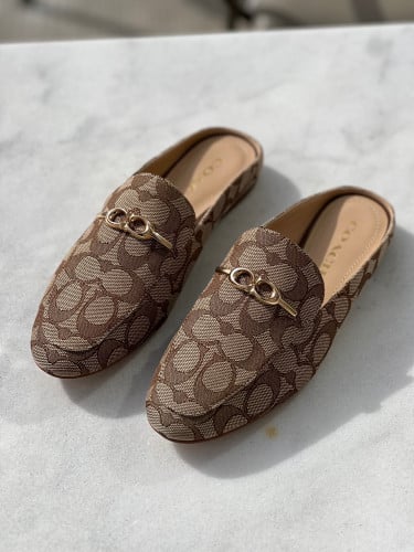 كوتش | 38.5 | Sienna Slide