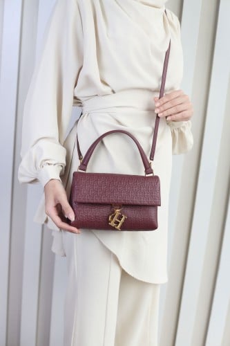 كارولينا هيريرا | MINI CAMELOT | Mini CROSS BODY B...