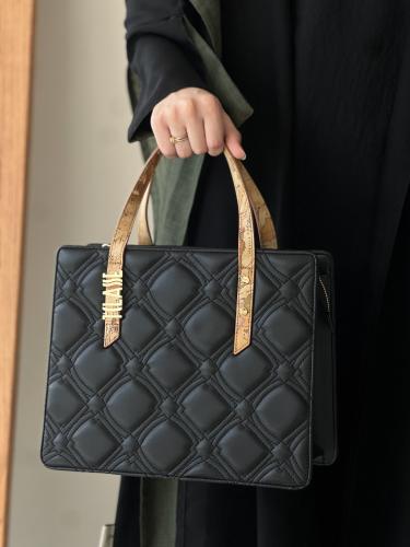 ألفيرو مارتيني | Coral Diamond