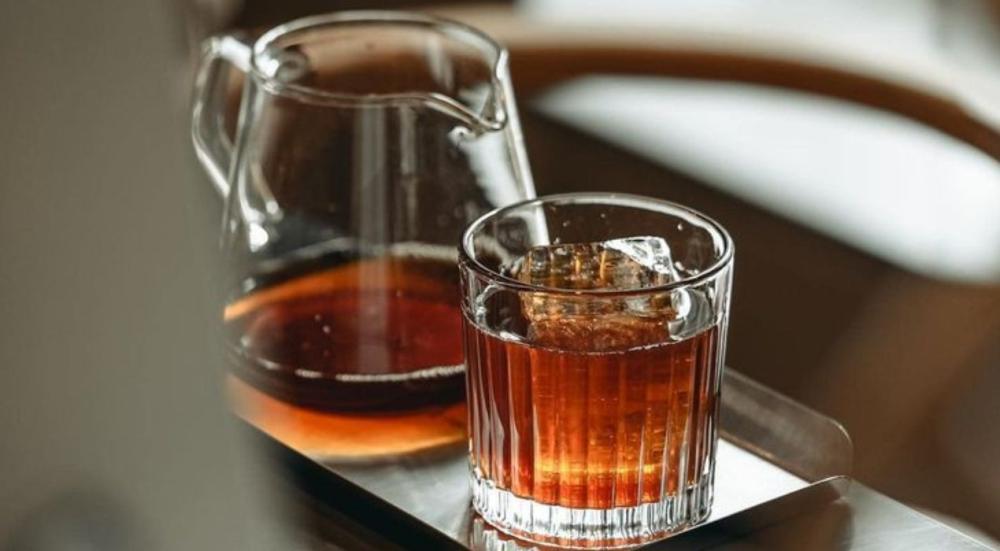 Preparing-cold-coffee