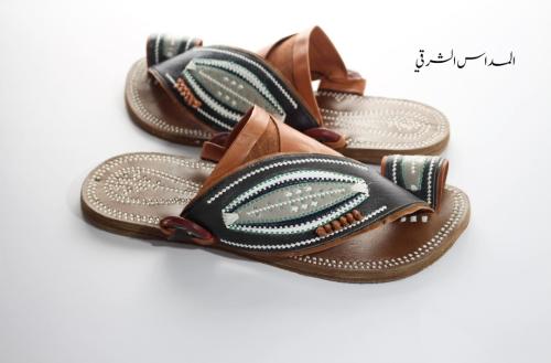 زبيرية صناعة يدوي جلد طبيعي ارضية جملي