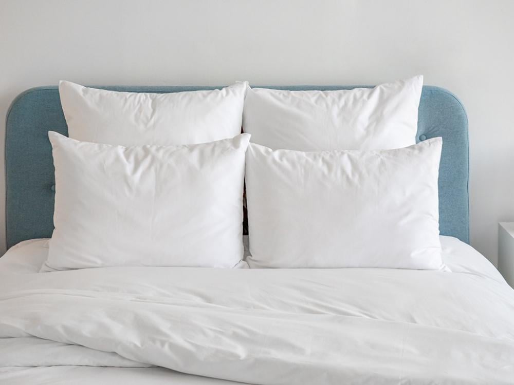 مخدات السرير القابلة للغسل من هوفن: نظافة تدوم وراحة مستمرة