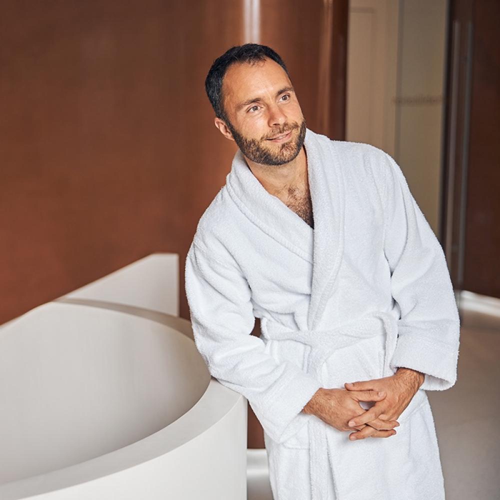 أرواب استحمام رجالية