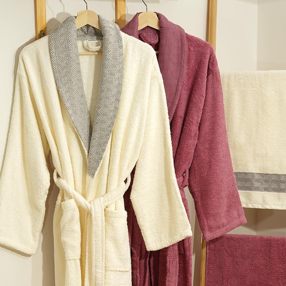 أرواب نسائية فاخرة