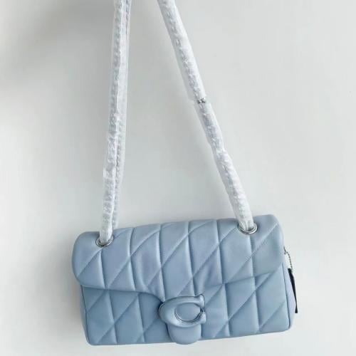 شنطة Coach