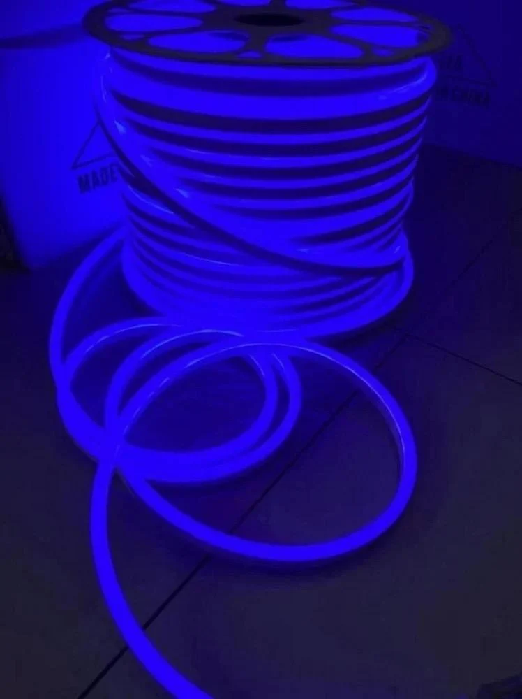 أزرق