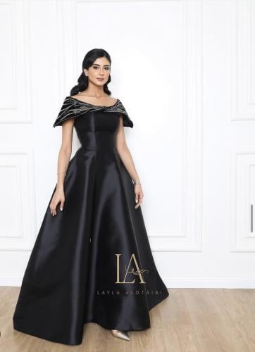 فستان اسود سهره