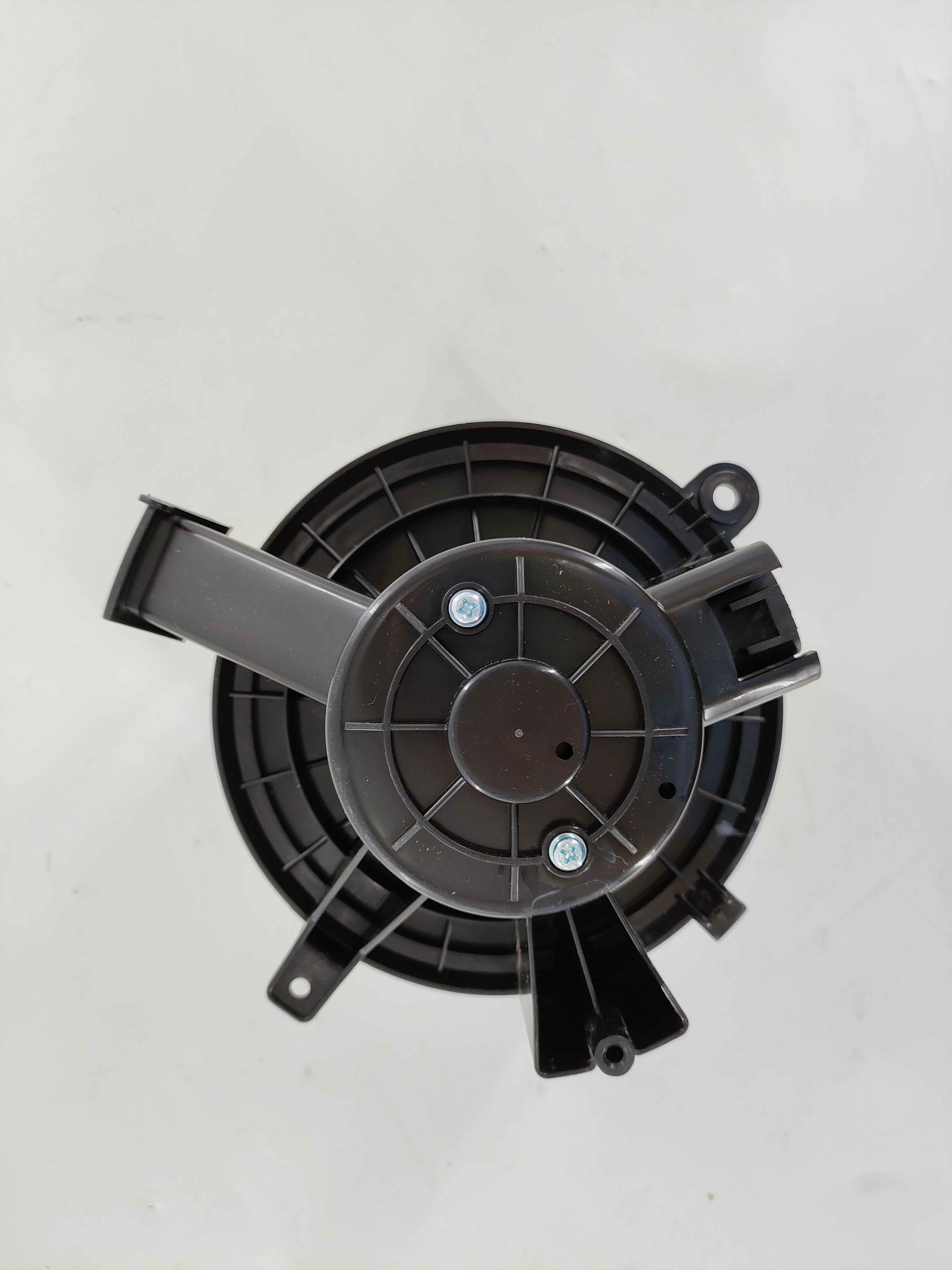مروحة مكيف ( الطبلون ) اكاديا 2007-2012 BUICK ENCLAVE 2008-2012 CHEVROLET TRAVERSE 2009-2012 GMC ACADIA 2007-2012