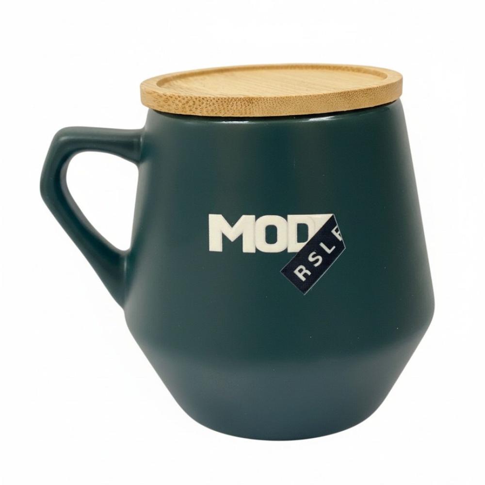 كوب سيراميك أخضر مع غطاء خشبي