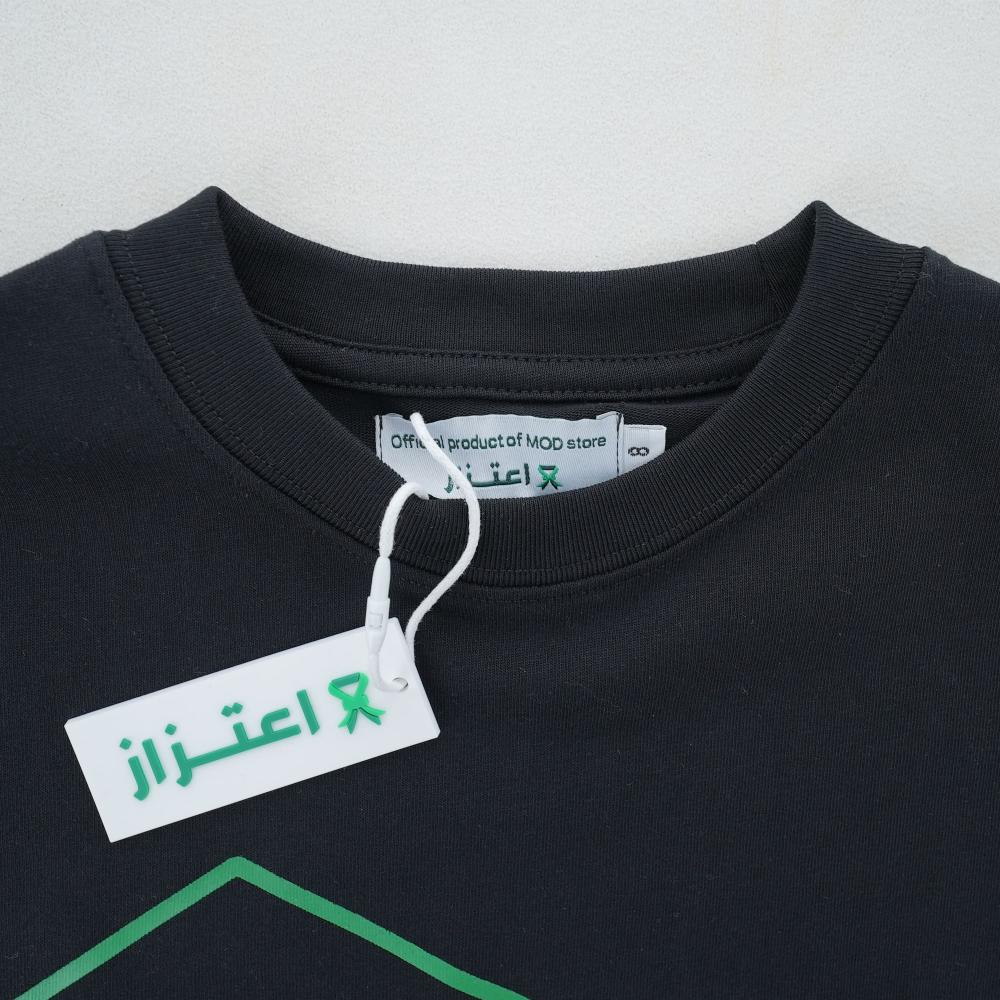 تيشيرت أسود مزين بشعار القوات الجوية (RSAF) - للأطفال