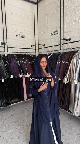 عبايه بتطريز يدوي