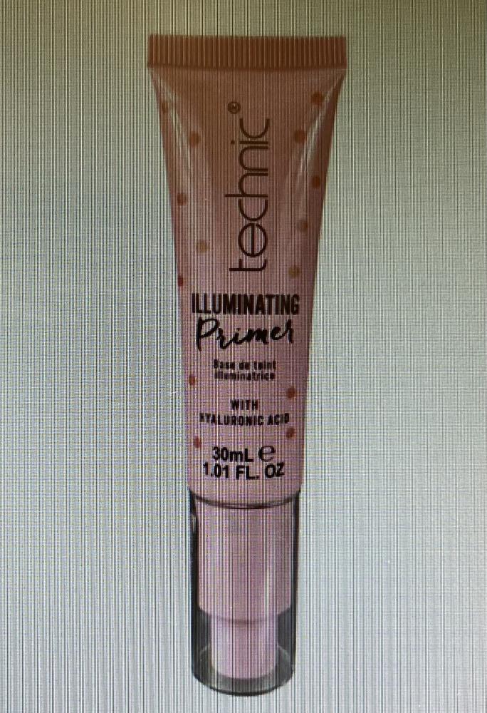 برايمر هالورنيك اسد من تكنيك كوزماتيك