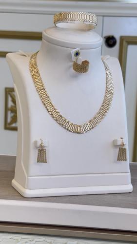 طقم البقشي عيار 21