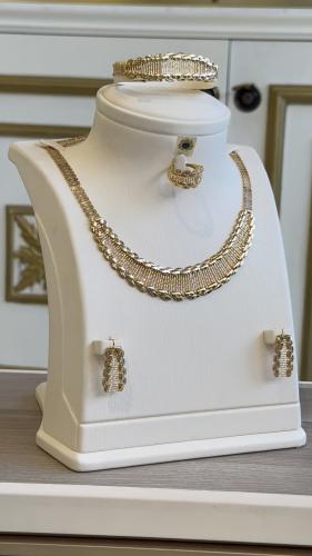 طقم البقشي عيار 21