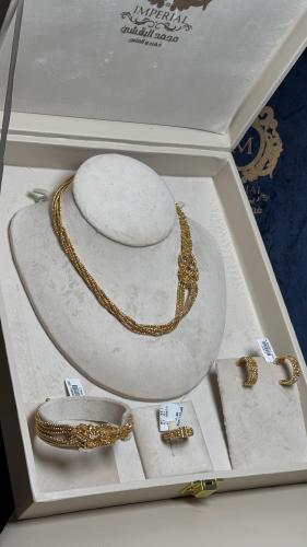 طقم البقشي عيار 21