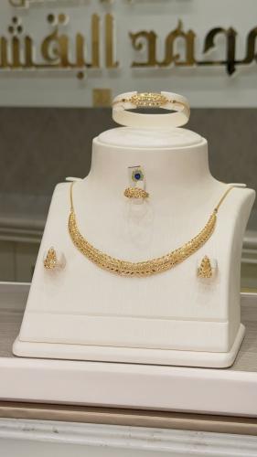 طقم البقشي عيار 21