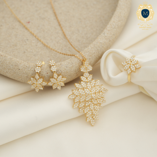 نص طقم عيار 18