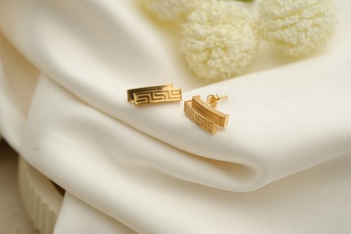 حلق تصميم عالمي عيار 18