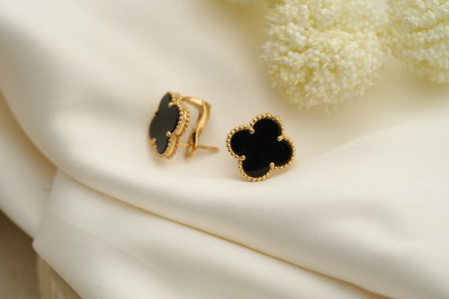 حلق تصميم عالمي عيار 18