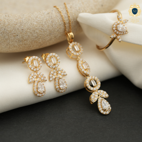 نص طقم عيار 18