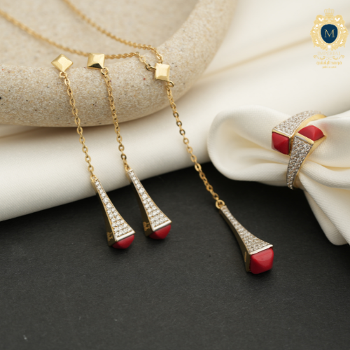 نص طقم تصميم عالمي عيار 18