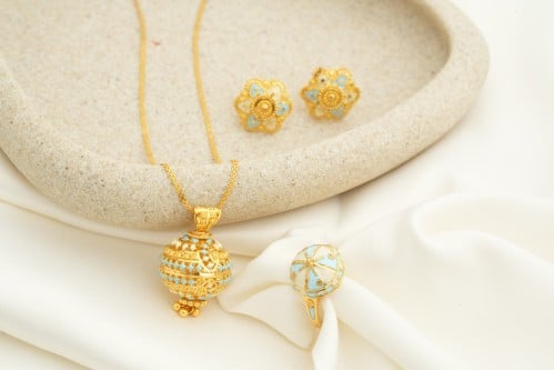 نص طقم عيار 21