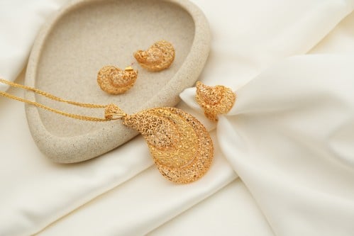 نص طقم عيار 21