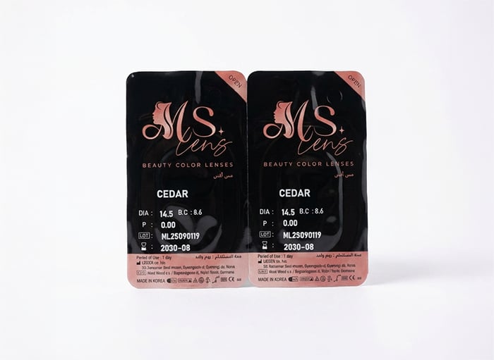 عدسات لاصقة ملونة يومية