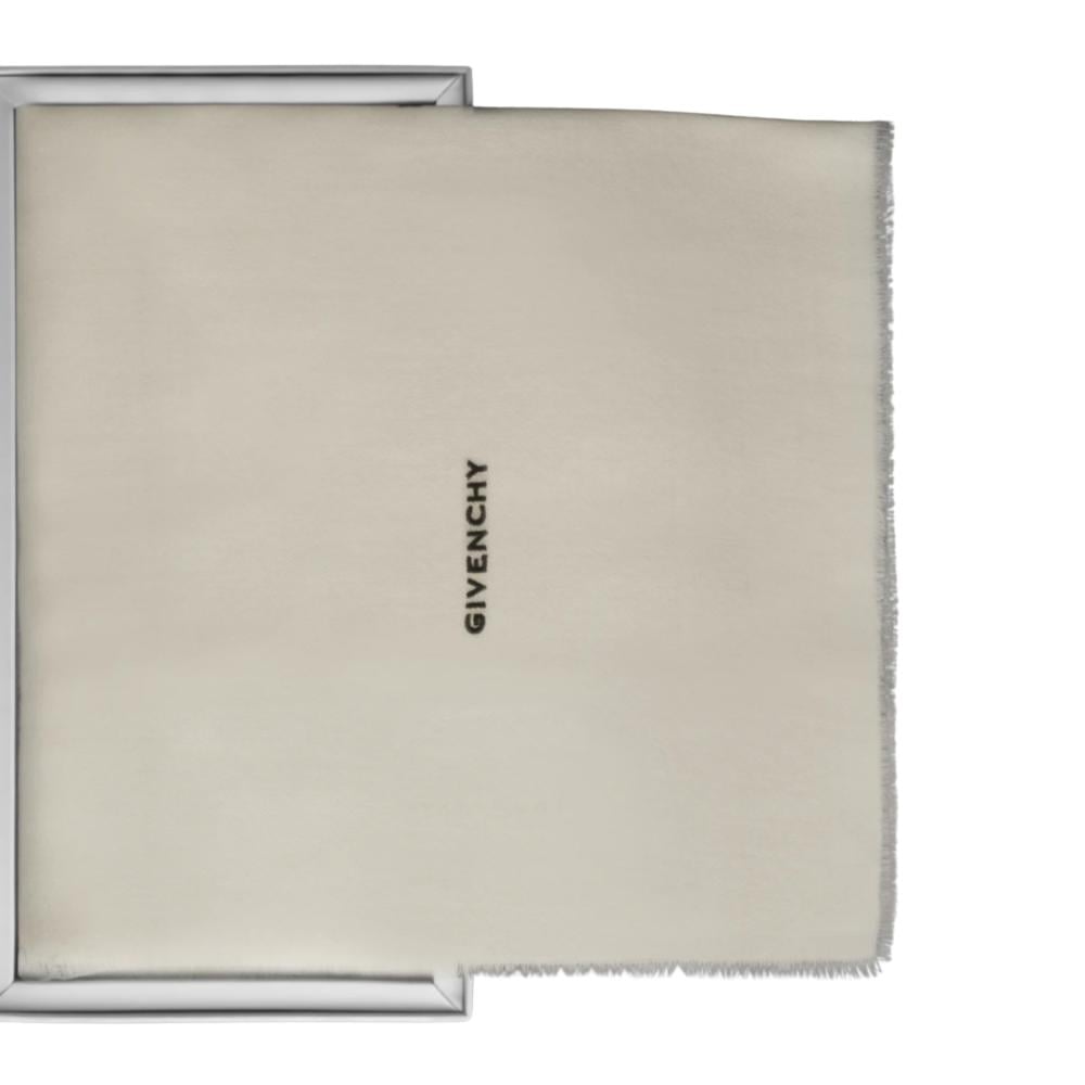 شال كشميري ماركة جيفنشي لون بيج سادة