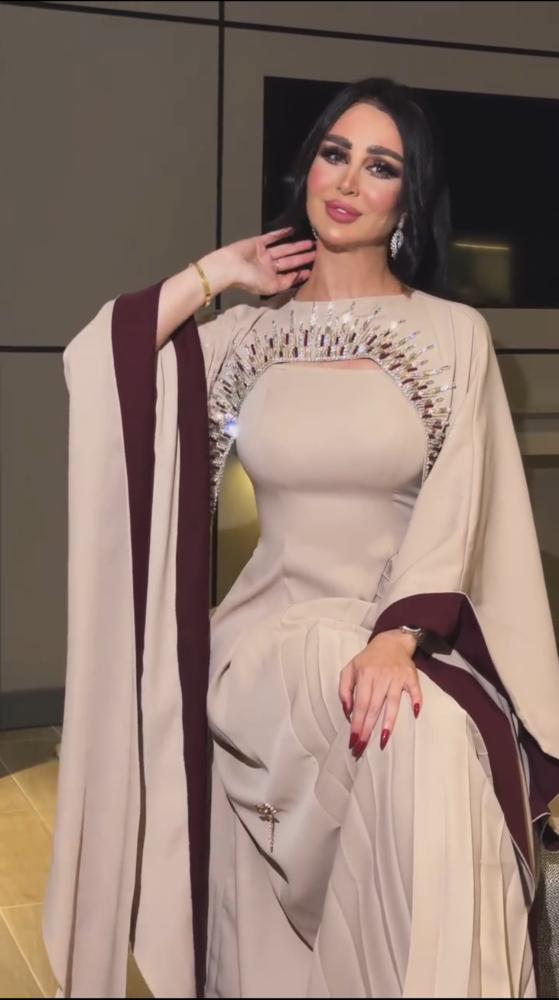 فستان سهرة خامة باربي تطريز يدوي فاخر  مكس توب