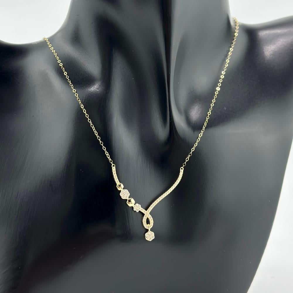 عقد ذهب أصفر عيار 18 من مجوهرات الشلوي