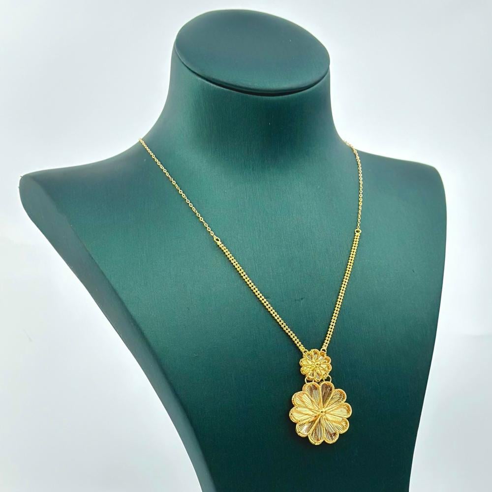 عقد ذهب أصفر الورود عيار 21 من مجوهرات الشلوي