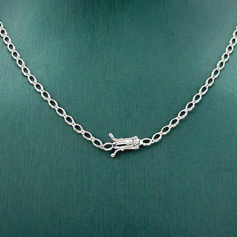 عقد ذهب ابيض تصميم الماس عيار 18 من مجوهرات الشلوي