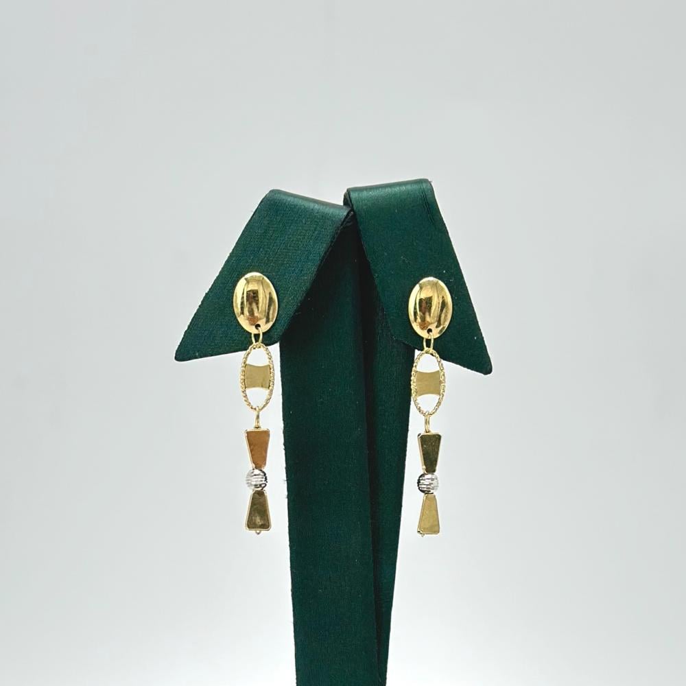 حلق ذهب اصفر عيار 18 من مجوهرات الشلوي