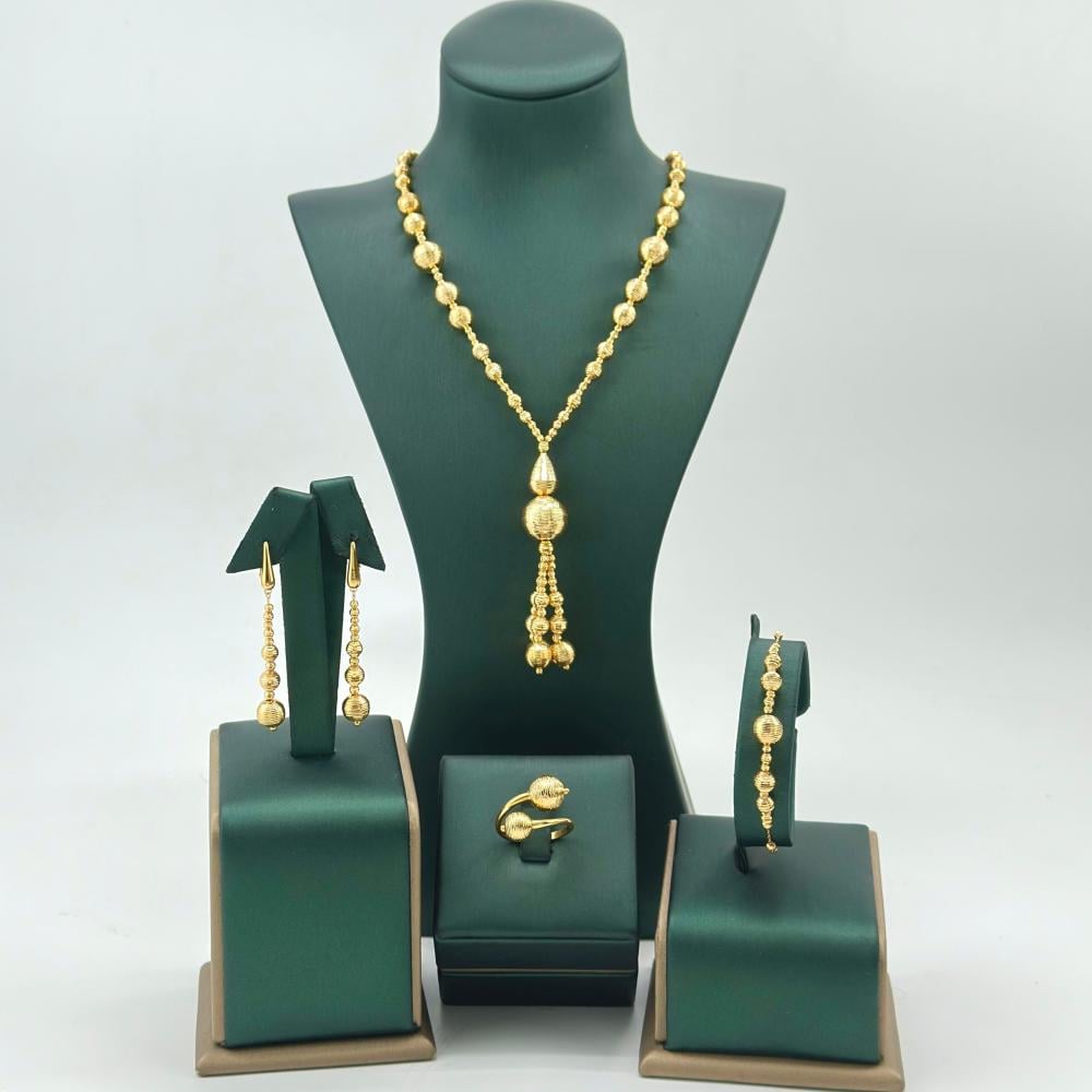 طقم ذهب ناعم عيار 21 بتصميم كرات الليزر اللامعة