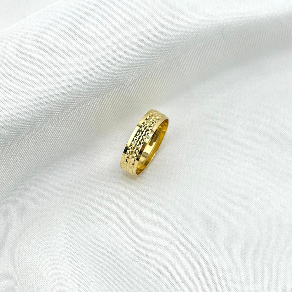 دبلة ذهب عيار 18 من مجوهرات الشلوي