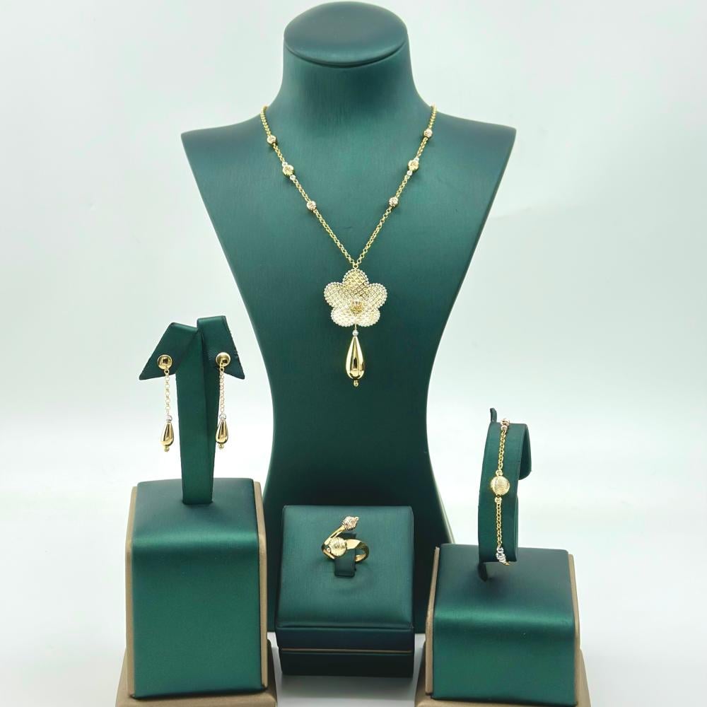 طقم ذهب اصفر ايطالي عيار 18 من مجوهرات الشلوي