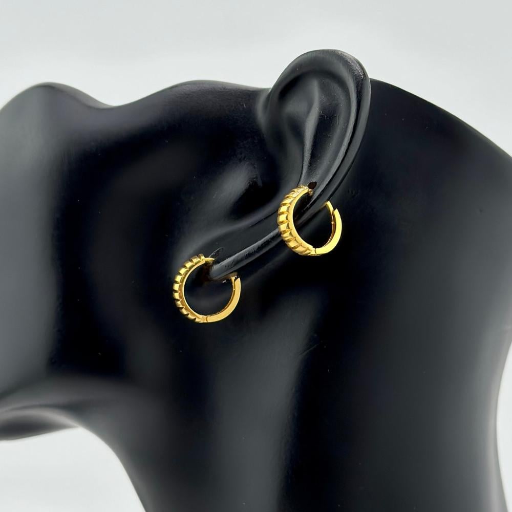 حلق ذهب اصفر عيار 21 من مجوهرات الشلوي