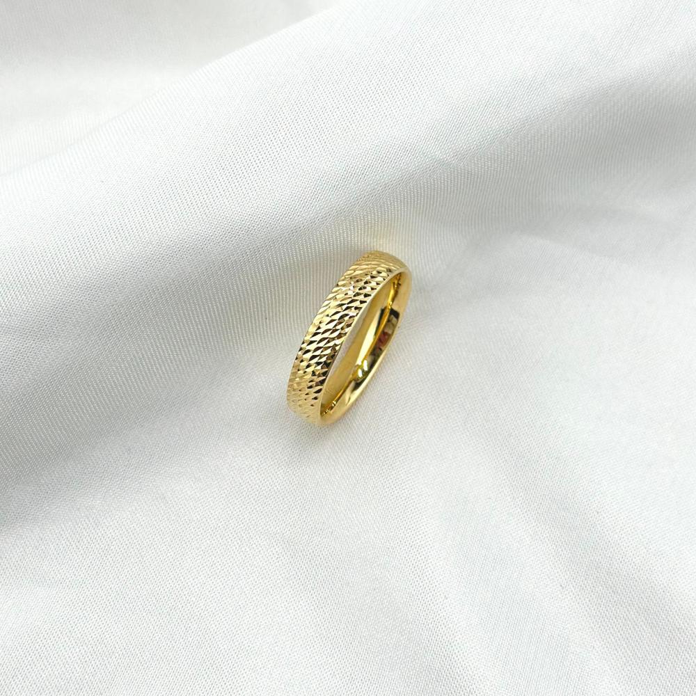 دبلة ذهب عيار 18 من مجوهرات الشلوي