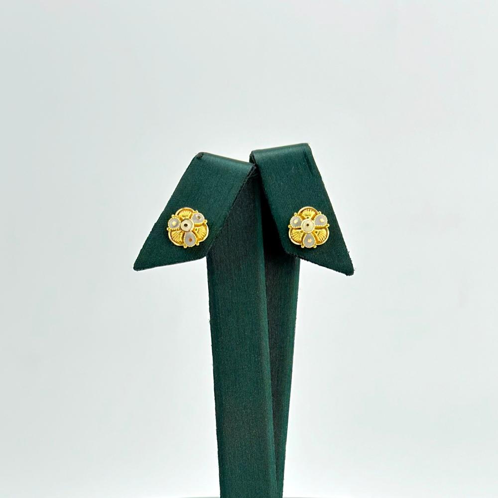 حلق ذهب اصفر عيار 21 من مجوهرات الشلوي