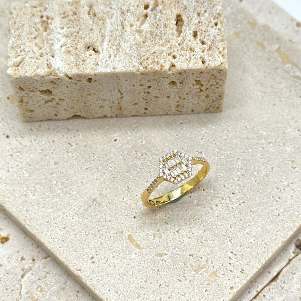 خاتم ذهب اصفر عيار 18 من مجوهرات الشلوي