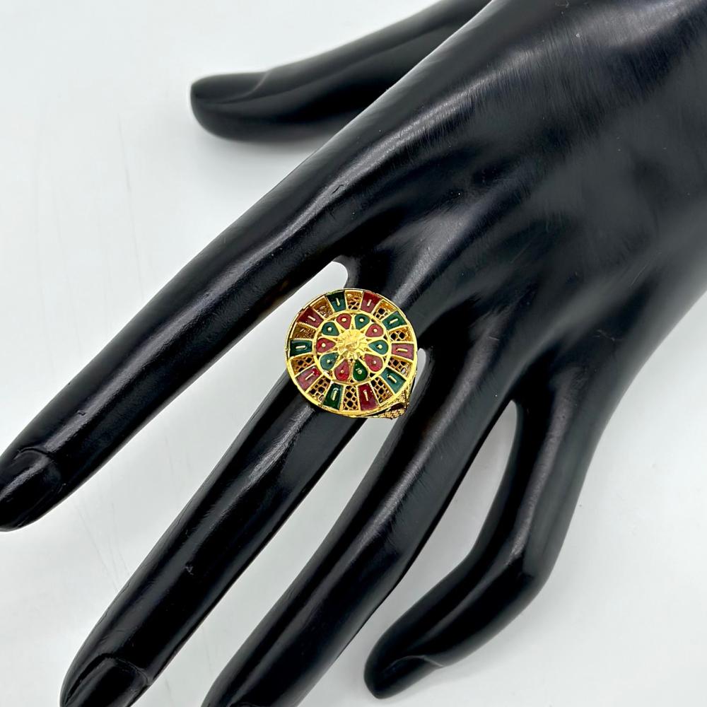 خاتم ذهب أصفر عيار 21 من مجوهرات الشلوي