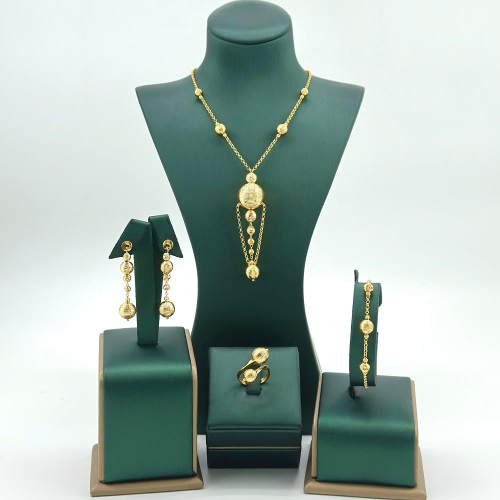 طقم ذهب أصفر عيار 21 من مجوهرات الشلوي