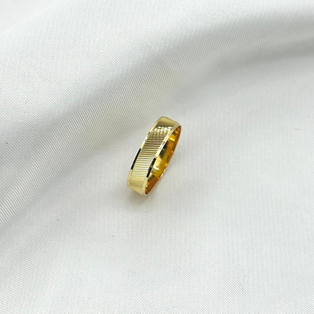 دبلة ذهب عيار 18 من مجوهرات الشلوي